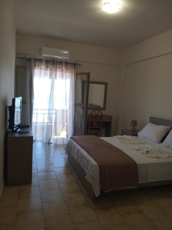 Buganvilla Sea View Apts Agia Pelagia  Exterior photo