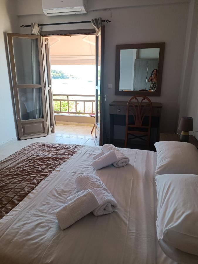 Buganvilla Sea View Apts Agia Pelagia  Exterior photo