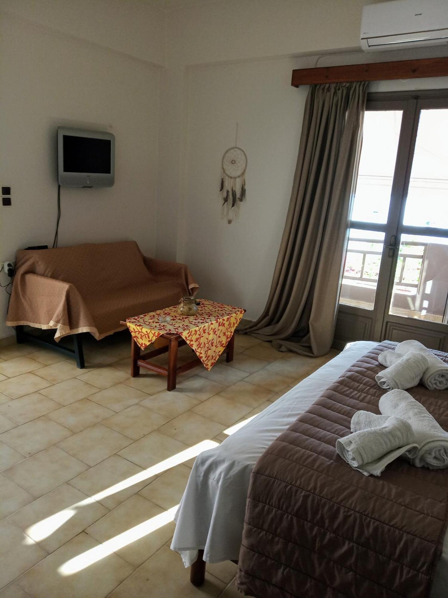 Buganvilla Sea View Apts Agia Pelagia  Exterior photo